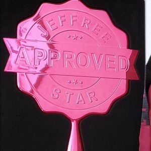 Jeffree ⭐️ Approved Valentines Mystery box mirror